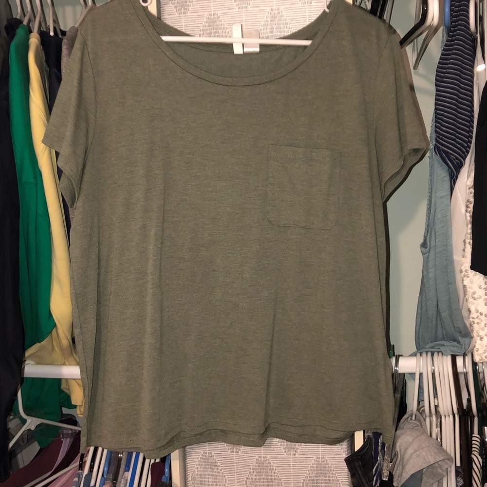 super soft tee